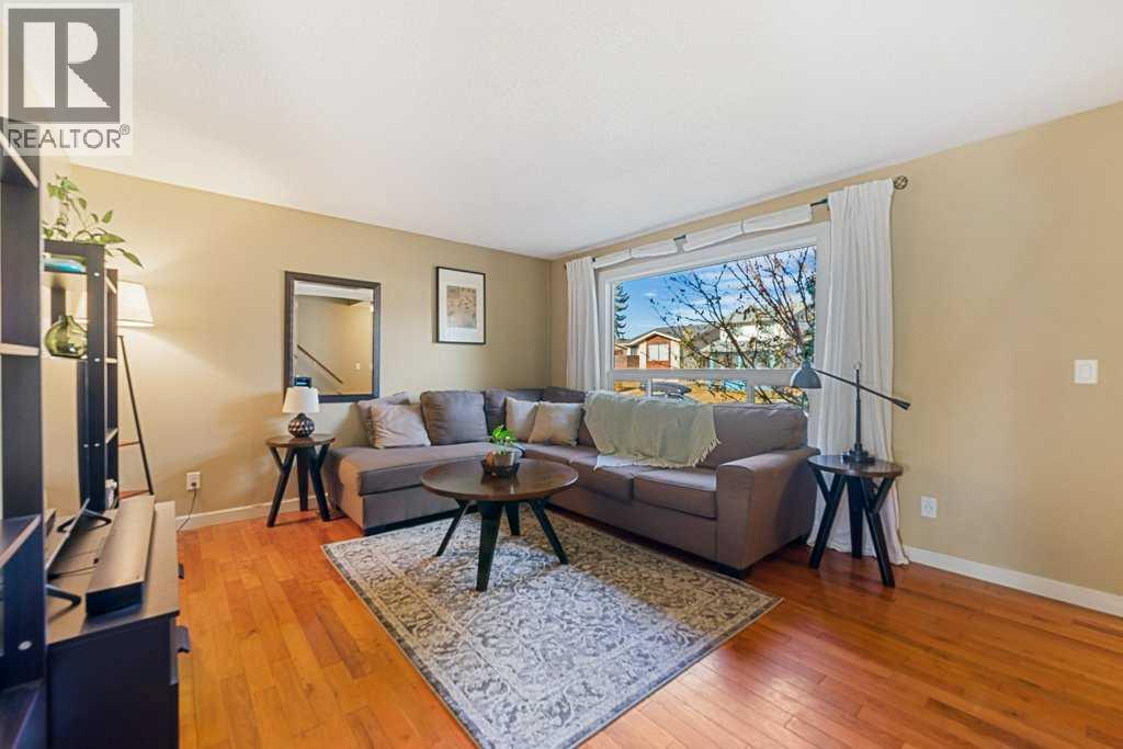 56 Shawmeadows Close Sw, Calgary, Alberta  T2Y 1A7 - Photo 10 - A2264207