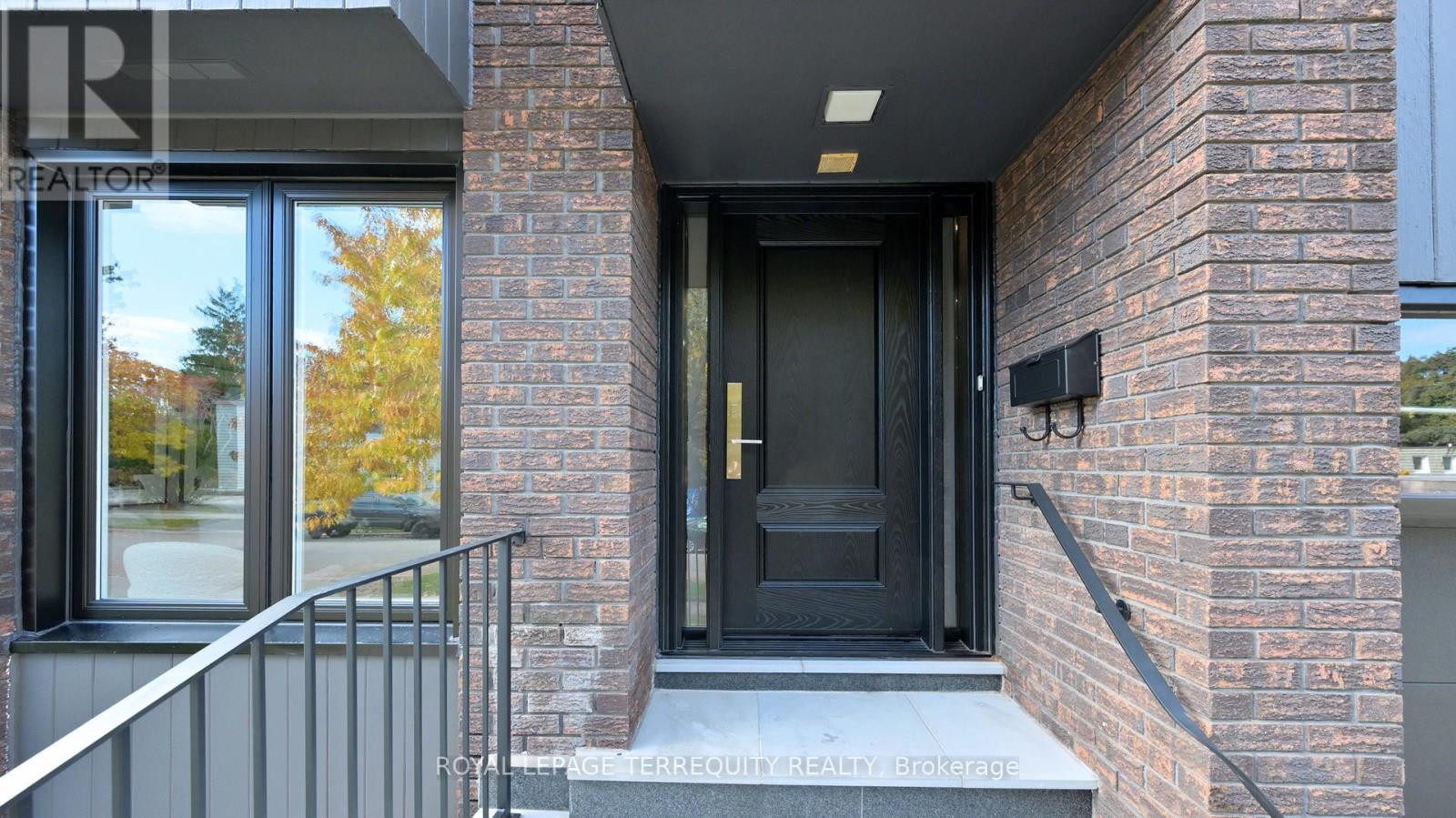 41 Beardmore Crescent, Toronto, Ontario  M2K 2P3 - Photo 3 - C12500542