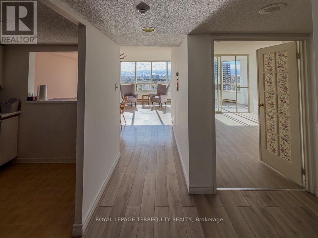 1513 - 150 Alton Towers Circle, Toronto, Ontario  M1V 4X7 - Photo 2 - E12500528