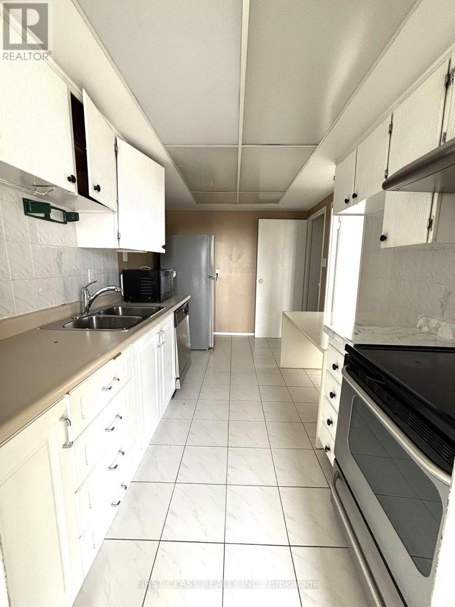 1412 - 10 Stonehill Court, Toronto, Ontario  M1W 2X8 - Photo 16 - E12500560