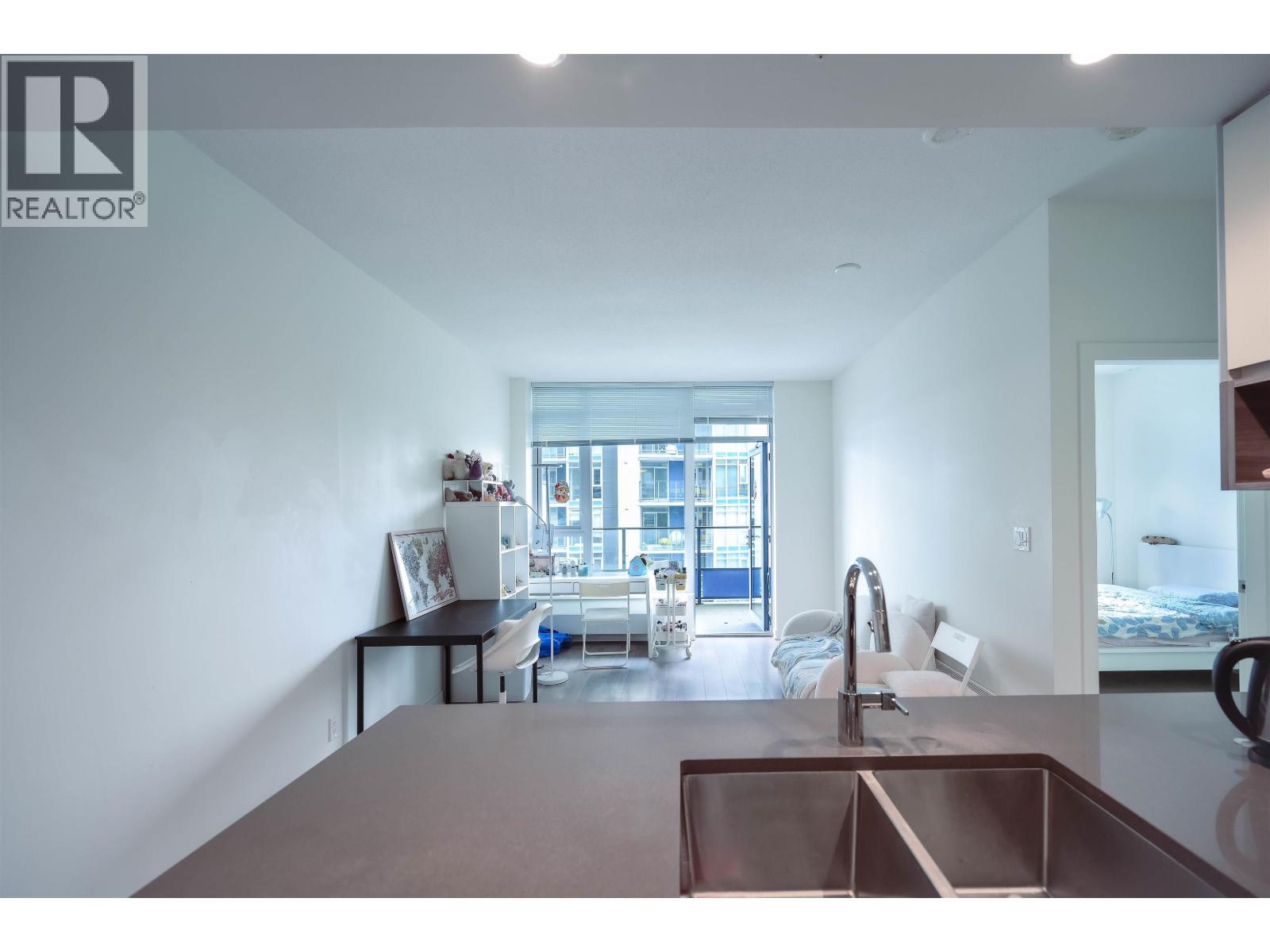 8xx 8850 University Crescent, Burnaby, British Columbia  V5A 4Y8 - Photo 4 - R3063859