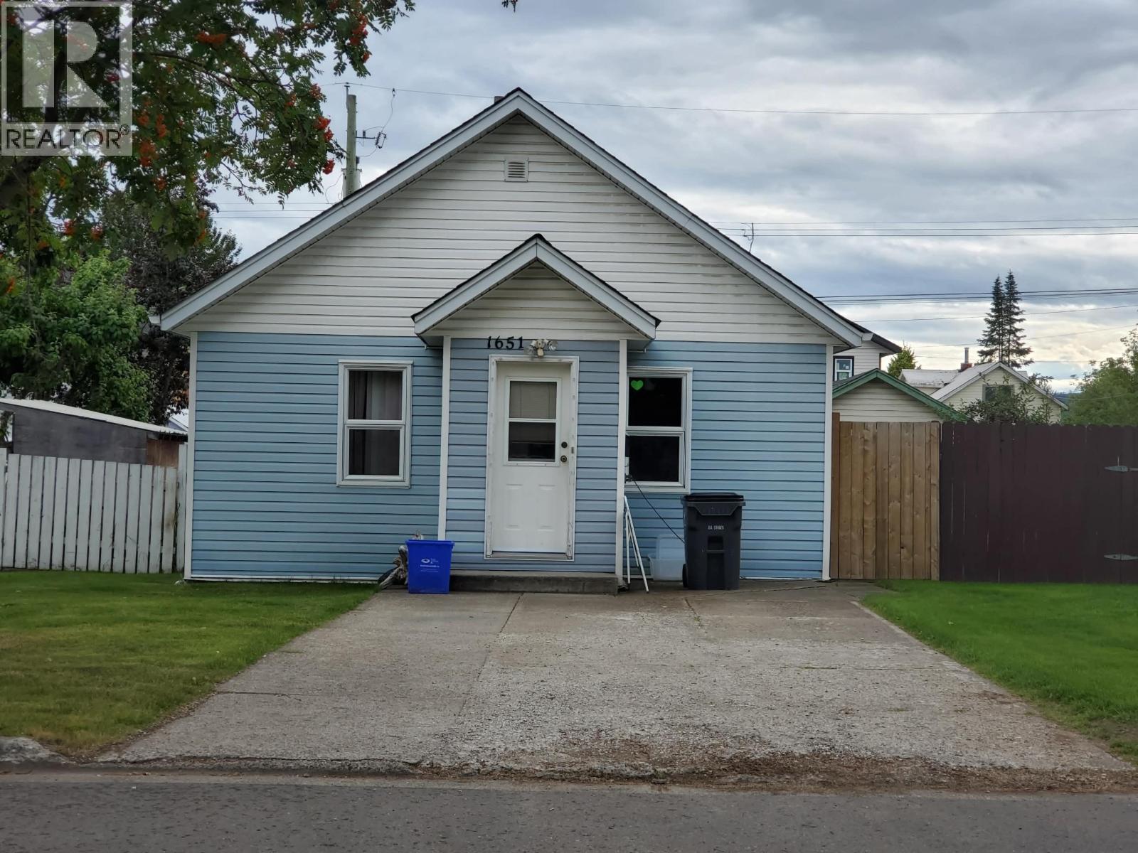 1651 8th Avenue, Prince George, British Columbia  V2L 3R4 - Photo 1 - R3060193