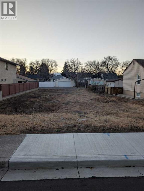 1020 12 A Street S, Lethbridge, Alberta