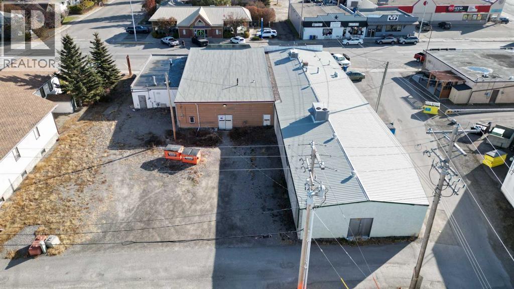 116 Centre Street N, Sundre, Alberta  T0M 1X0 - Photo 2 - A2250408