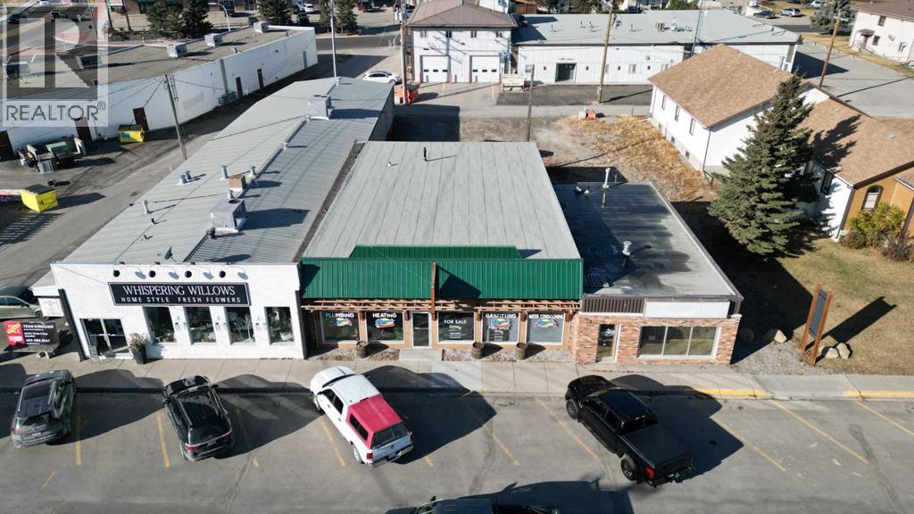 116 Centre Street N, Sundre, Alberta  T0M 1X0 - Photo 1 - A2250408