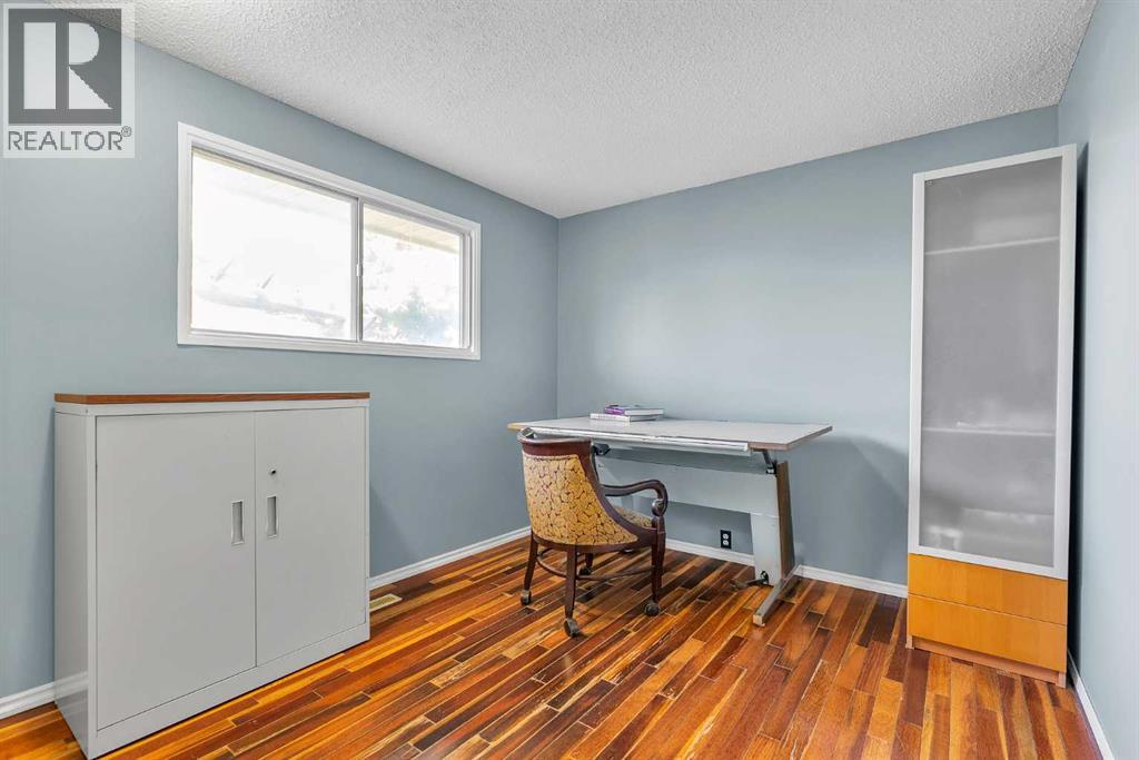 212 Dovercrest Place Se, Calgary, Alberta  T2B 1Y5 - Photo 16 - A2267924