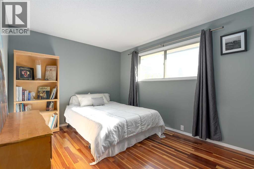 212 Dovercrest Place Se, Calgary, Alberta  T2B 1Y5 - Photo 18 - A2267924