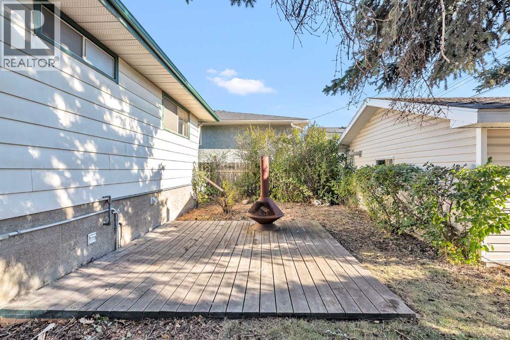 212 Dovercrest Place Se, Calgary, Alberta  T2B 1Y5 - Photo 25 - A2267924