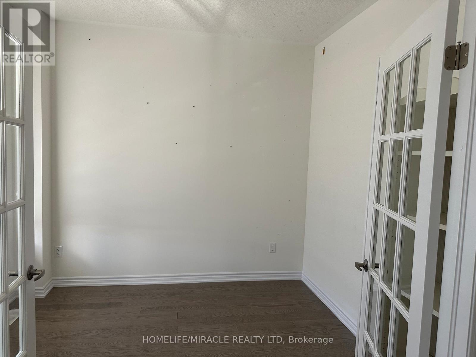 49 Nicort Road, Wasaga Beach, Ontario  L9Z 0M9 - Photo 7 - S12500524