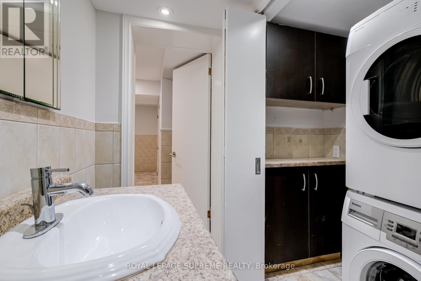 Bsmt - 30 Lacey Avenue, Toronto, Ontario  M6M 3L7 - Photo 15 - W12500530