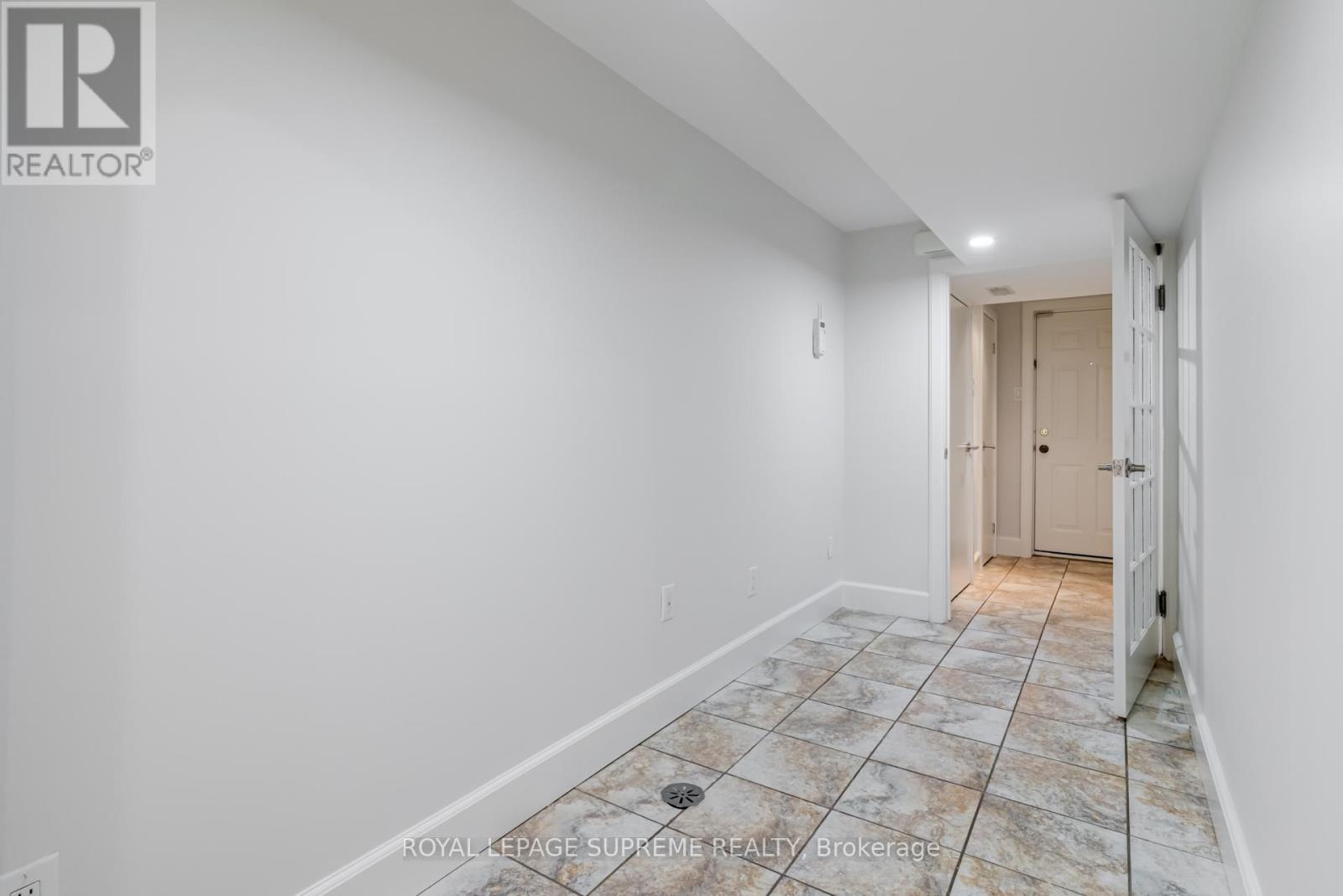 Bsmt - 30 Lacey Avenue, Toronto, Ontario  M6M 3L7 - Photo 4 - W12500530
