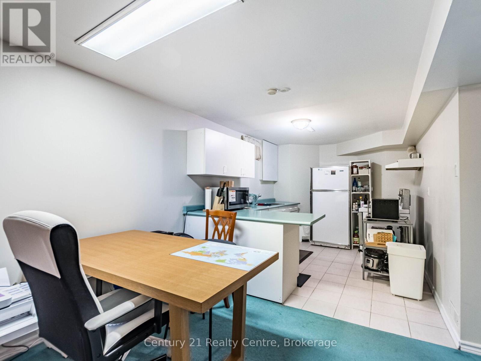 3349 Loyalist Drive, Mississauga, Ontario  L5L 5T9 - Photo 33 - W12500538