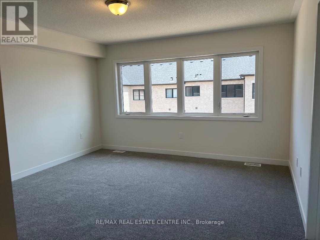 1551 Rose Way, Milton, Ontario  L9E 1V8 - Photo 20 - W12500540