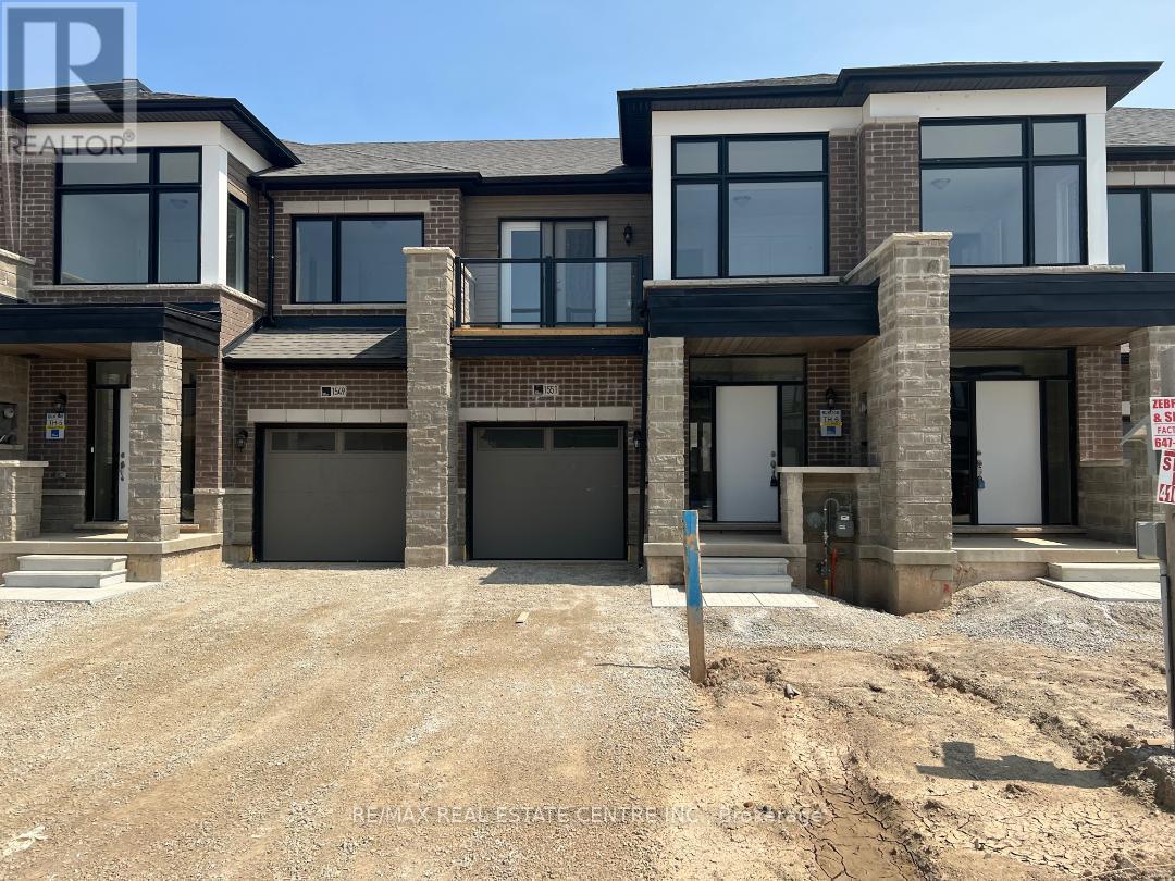 1551 Rose Way, Milton, Ontario  L9E 1V8 - Photo 3 - W12500540