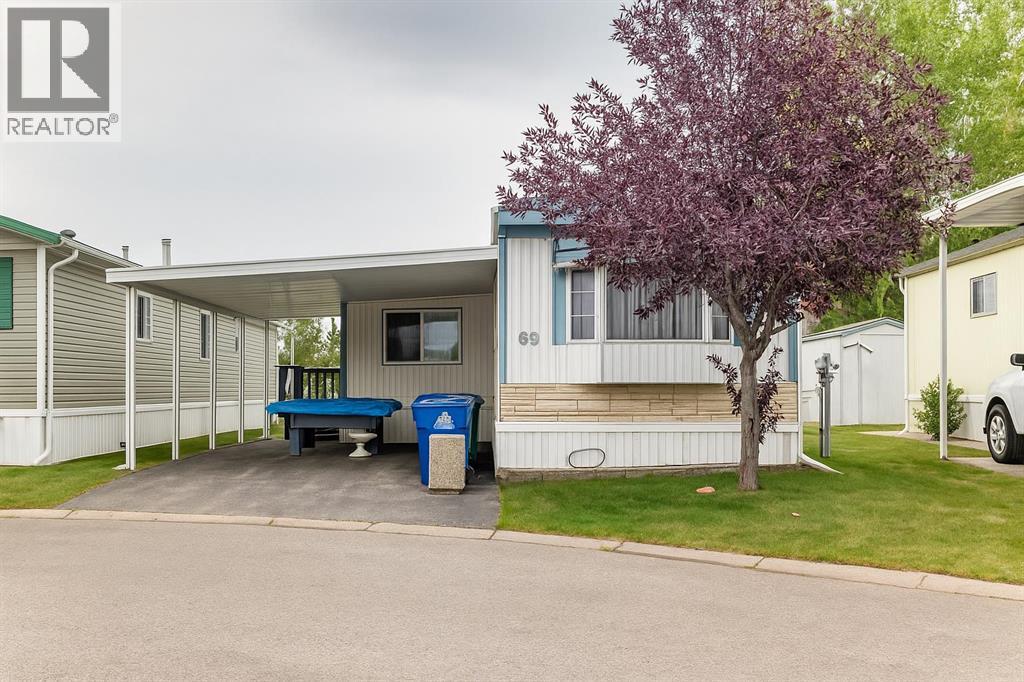 69, 99 Arbour Lake Road NW, Calgary, Alberta