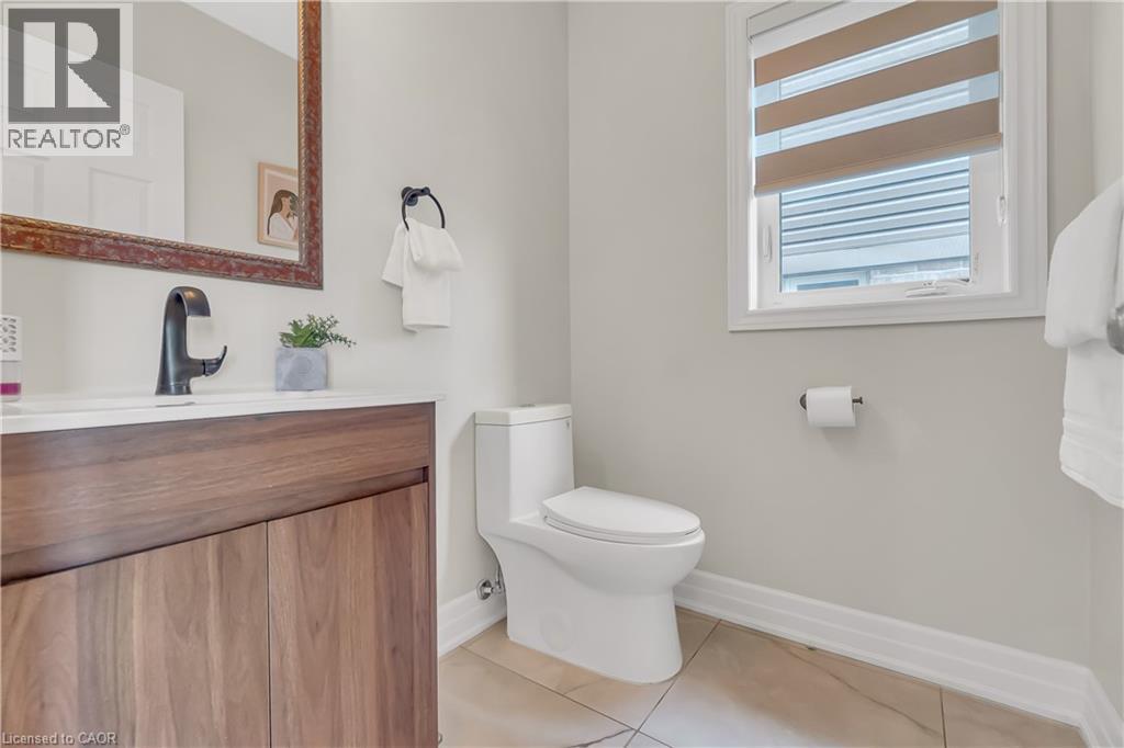 214 Blair Creek Drive, Kitchener, Ontario  N2P 0G2 - Photo 5 - 40778003