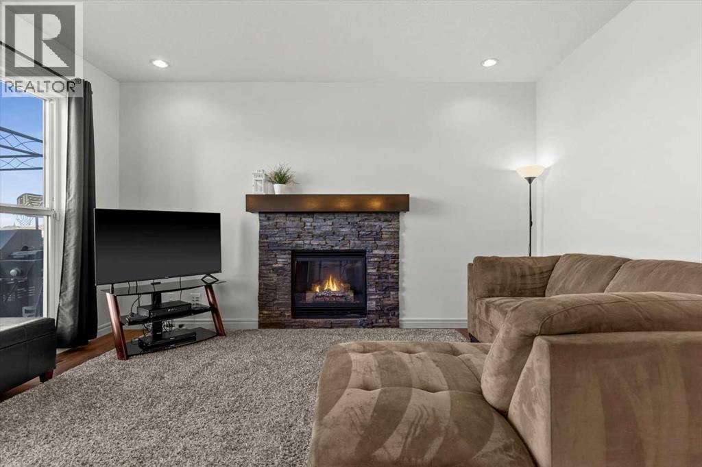 195 Hillcrest Circle Sw, Airdrie, Alberta  T4B 0Y6 - Photo 14 - A2259881