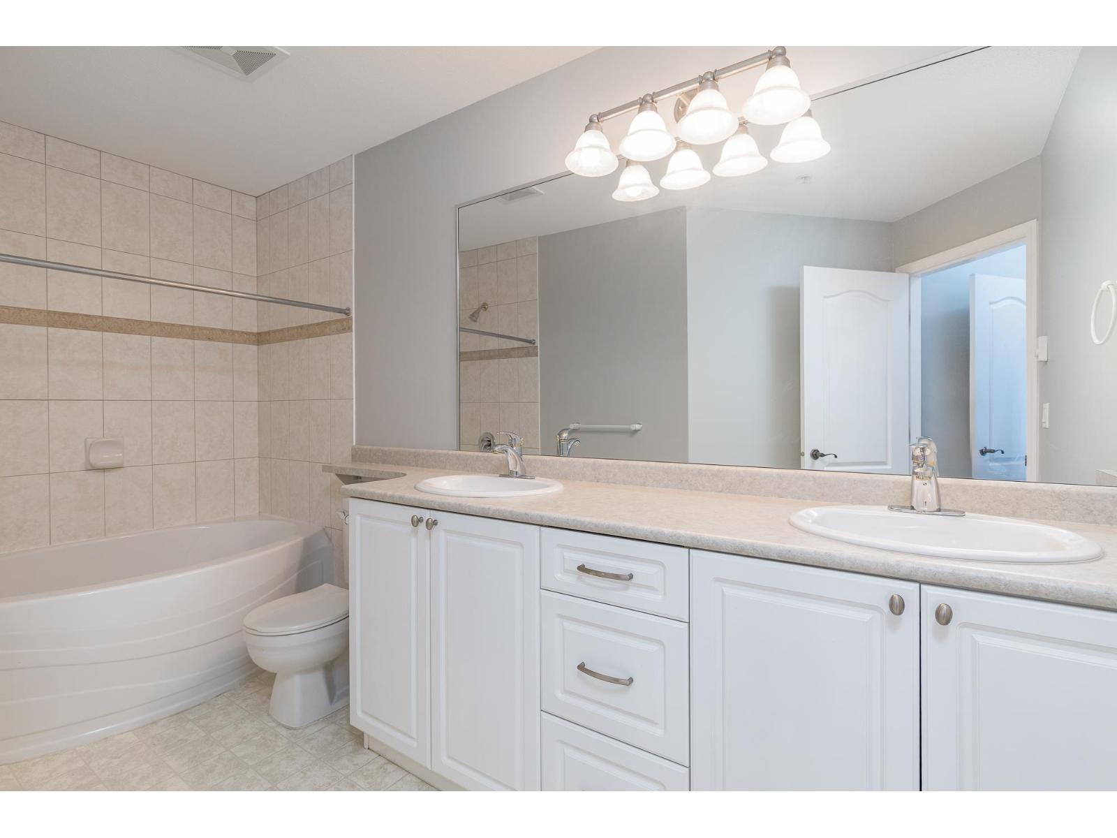 208 1685 152a Street, Surrey, British Columbia V4A 9Y1 - Photo 27 - R3055517