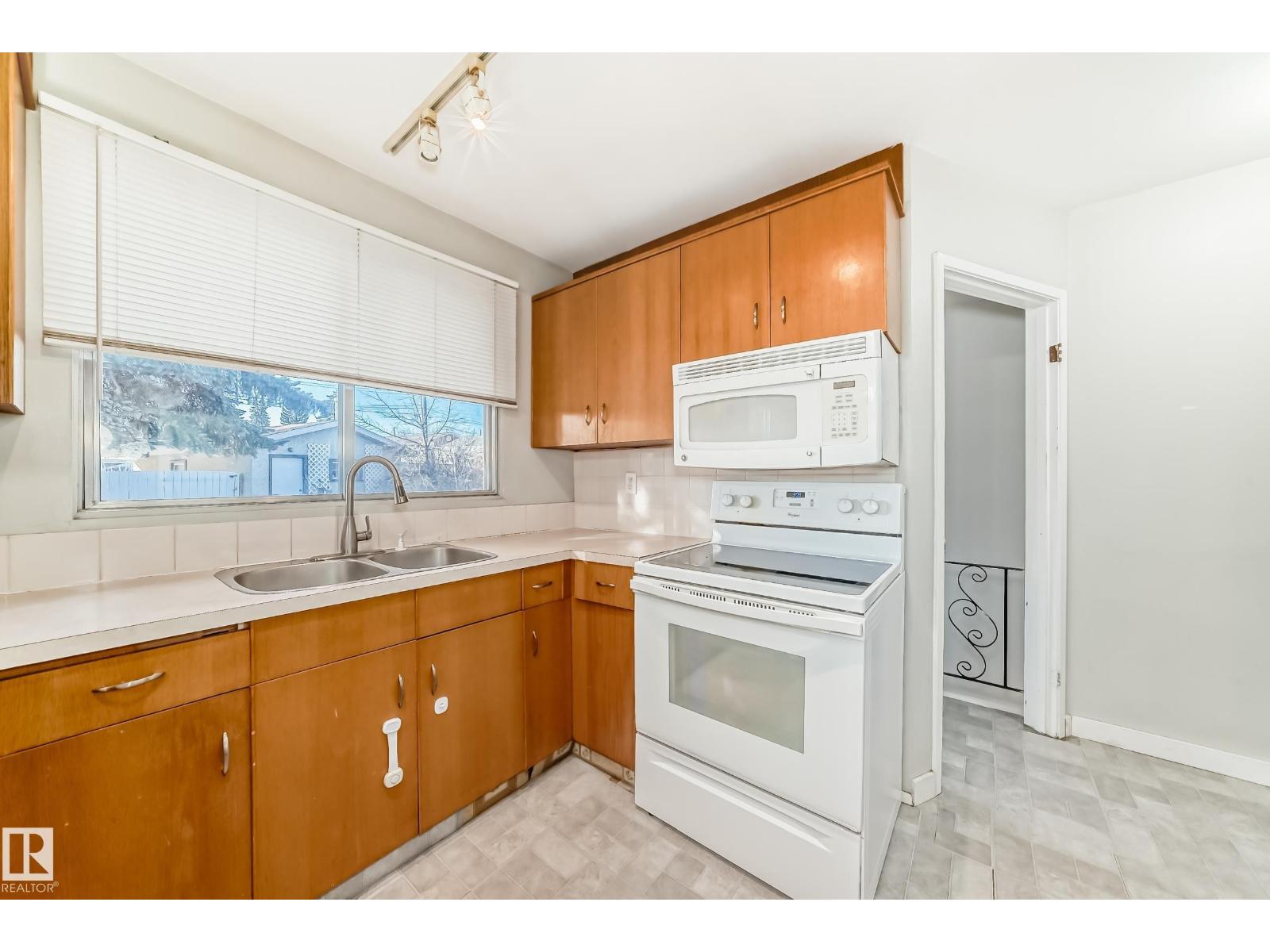 14112 59 St Nw Nw, Edmonton, Alberta  T5A 1P1 - Photo 14 - E4464443