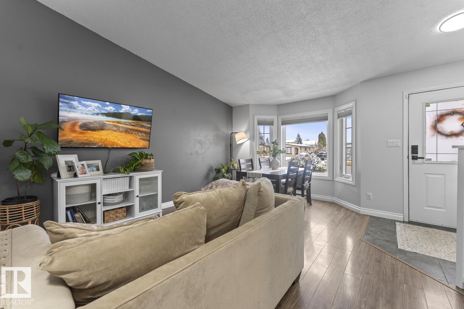 209 22 St, Cold Lake, Alberta  T9M 0A8 - Photo 3 - E4464441