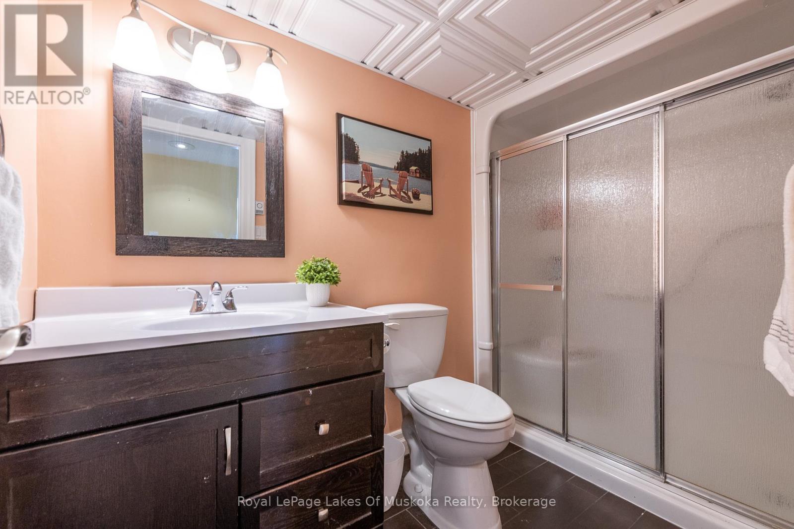 301 - 29 Tennisview Drive, Huntsville, Ontario  P1H 1A9 - Photo 11 - X12500578