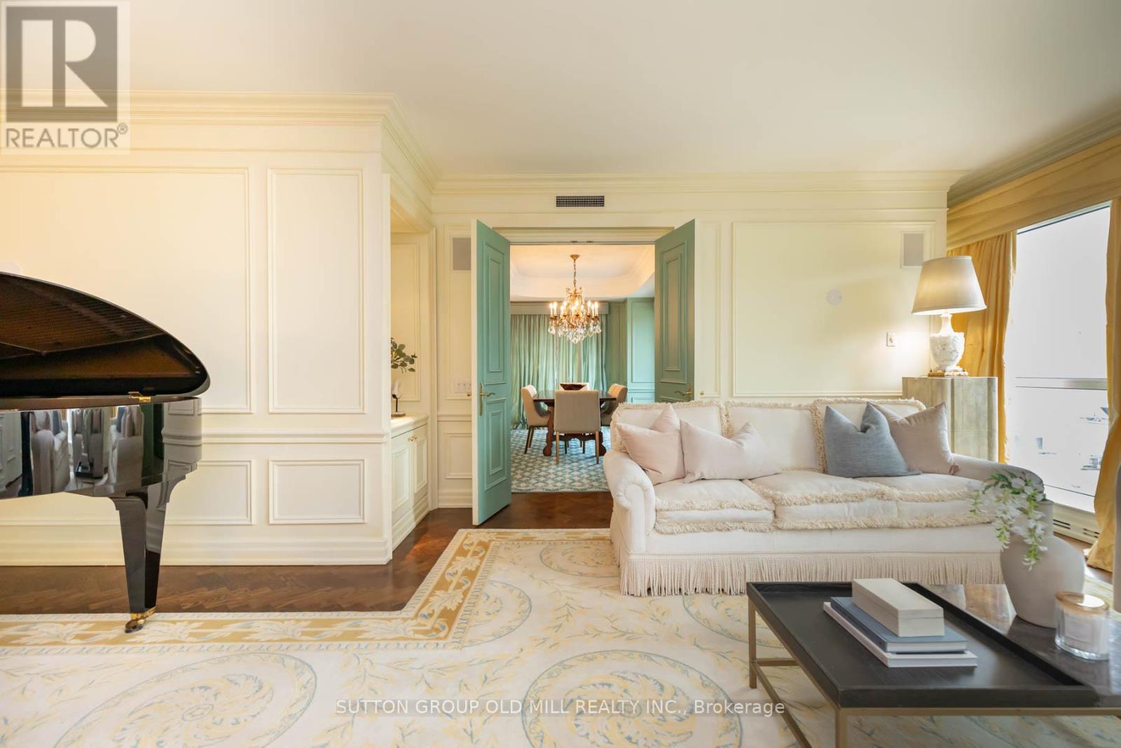 700 - 38 Avenue Road, Toronto, Ontario  M5R 2G2 - Photo 12 - C12500568