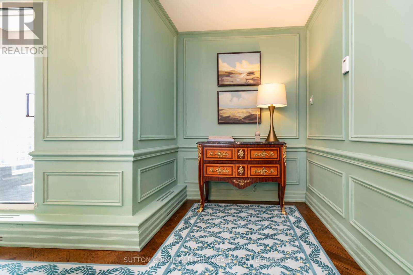 700 - 38 Avenue Road, Toronto, Ontario  M5R 2G2 - Photo 15 - C12500568