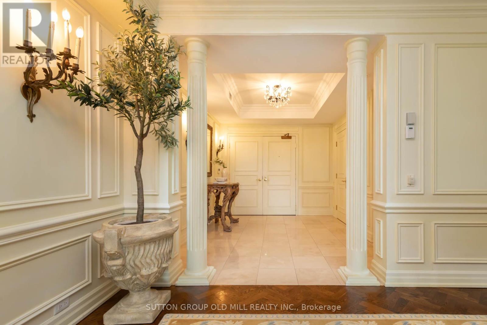 700 - 38 Avenue Road, Toronto, Ontario  M5R 2G2 - Photo 3 - C12500568