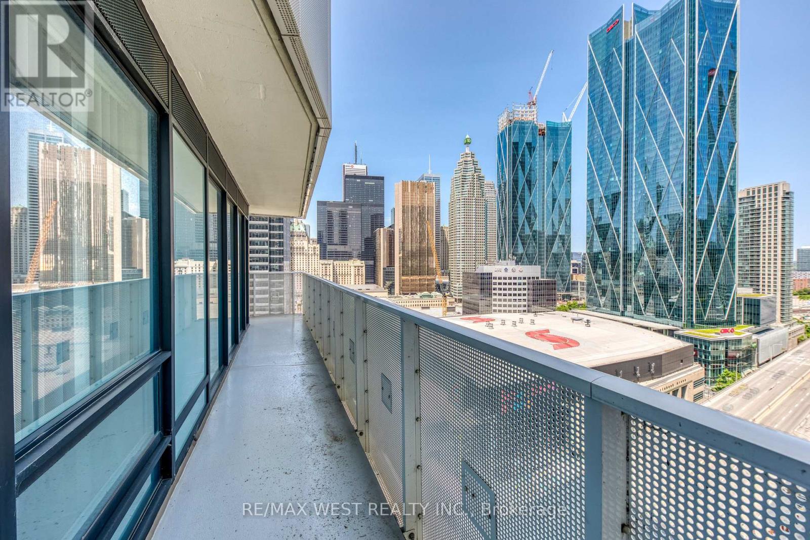 2004 - 100 Harbour Street, Toronto, Ontario  M5J 0B5 - Photo 26 - C12500622