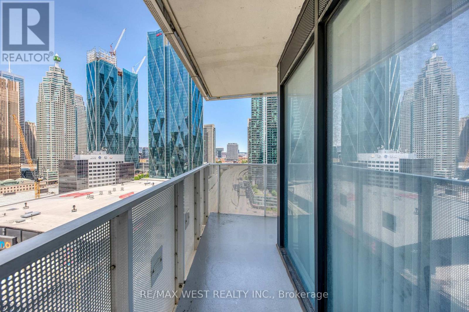 2004 - 100 Harbour Street, Toronto, Ontario  M5J 0B5 - Photo 27 - C12500622