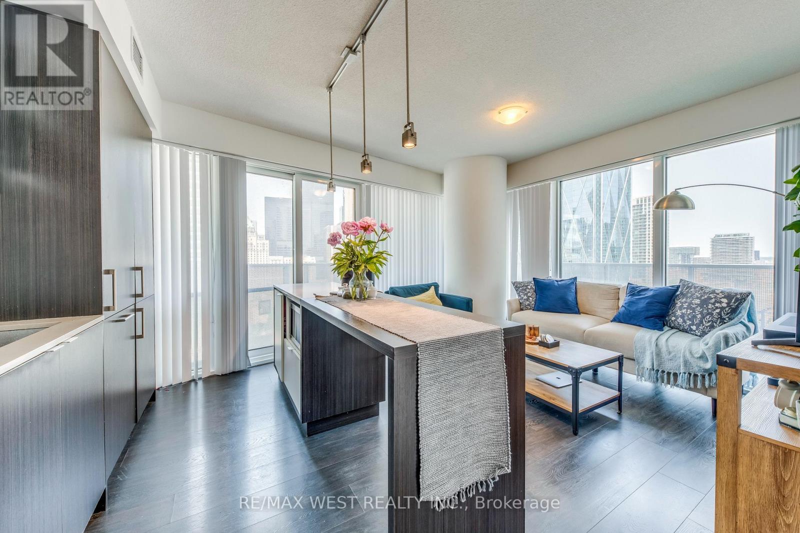 2004 - 100 Harbour Street, Toronto, Ontario  M5J 0B5 - Photo 5 - C12500622