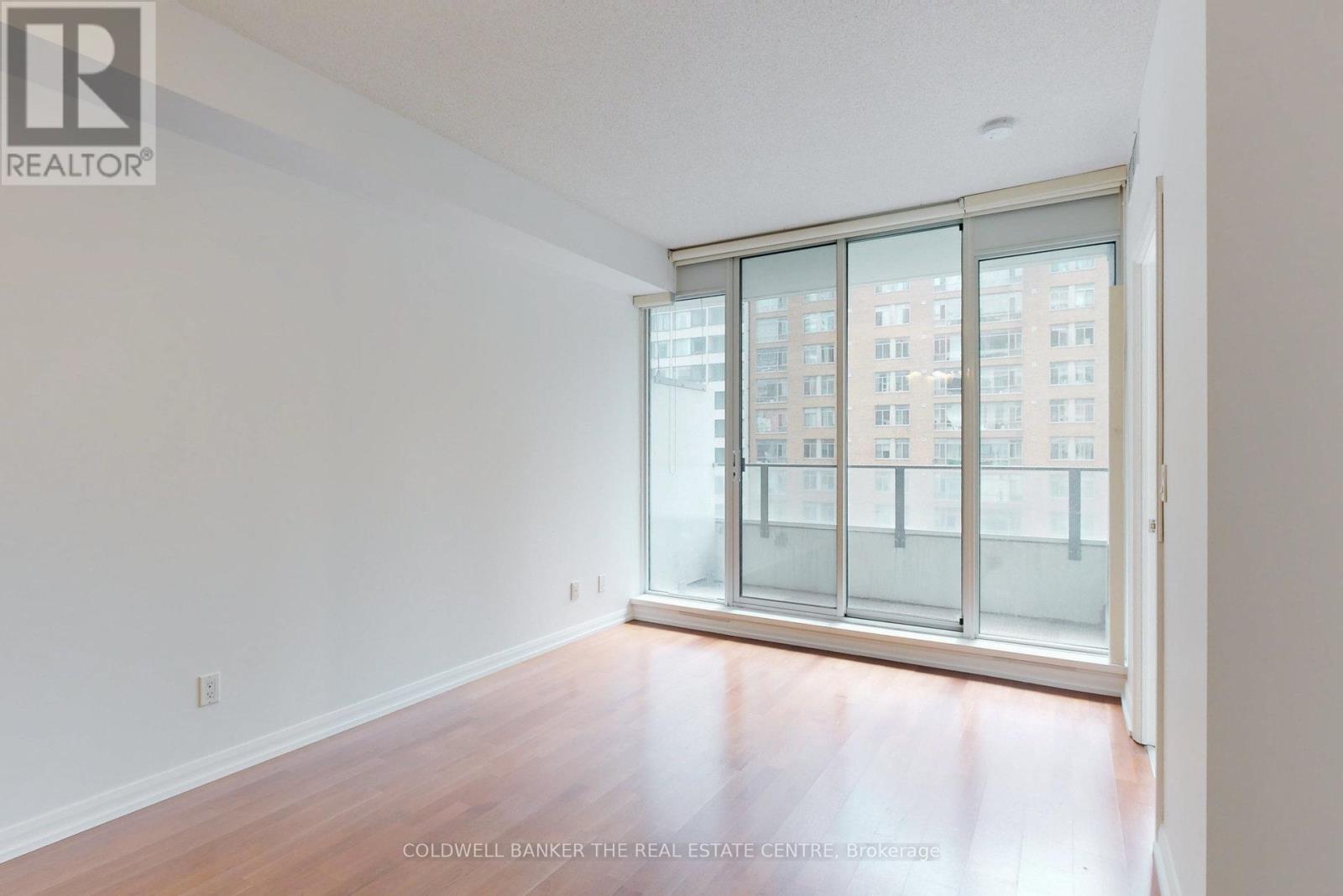 1118 - 111 Elizabeth Street, Toronto, Ontario  M5G 1P7 - Photo 17 - C12500628