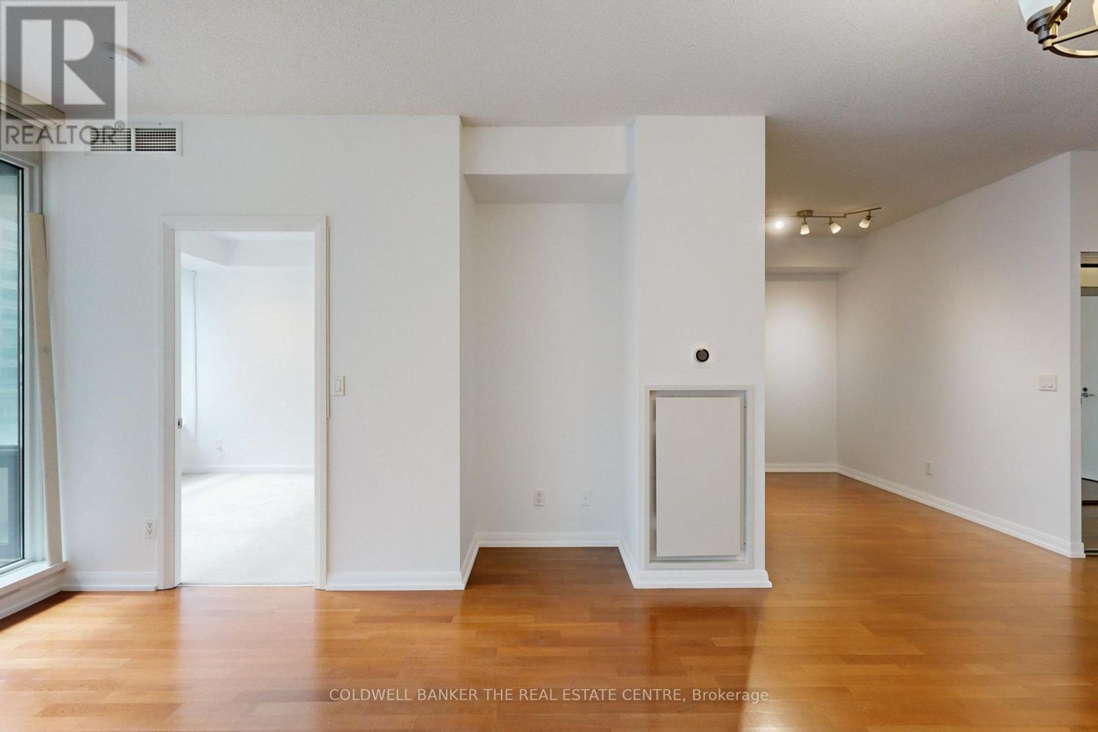 1118 - 111 Elizabeth Street, Toronto, Ontario  M5G 1P7 - Photo 19 - C12500628