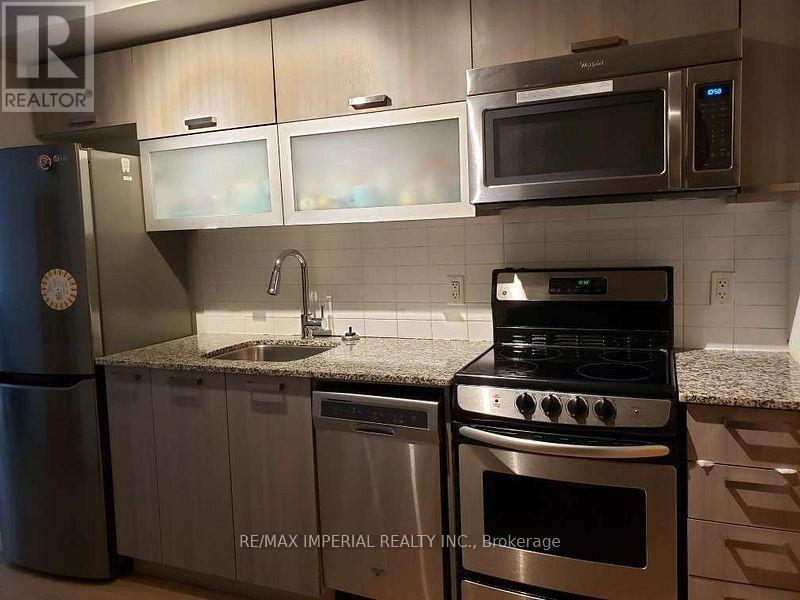 323- Bedroom 2 - 68 Abell Street, Toronto (Little Portugal), Ontario  M6J 0B1 - Photo 3 - C12500640