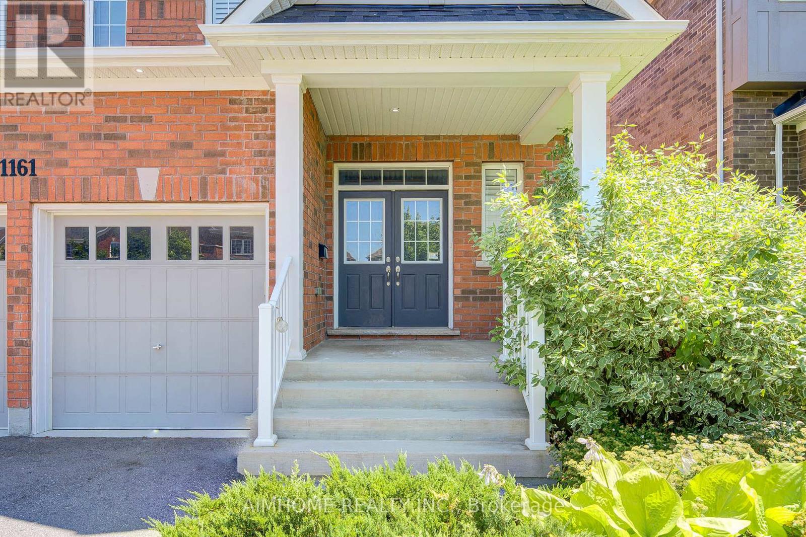 1161 Nugent Court, Oshawa, Ontario  L1K 0Y4 - Photo 2 - E12500598