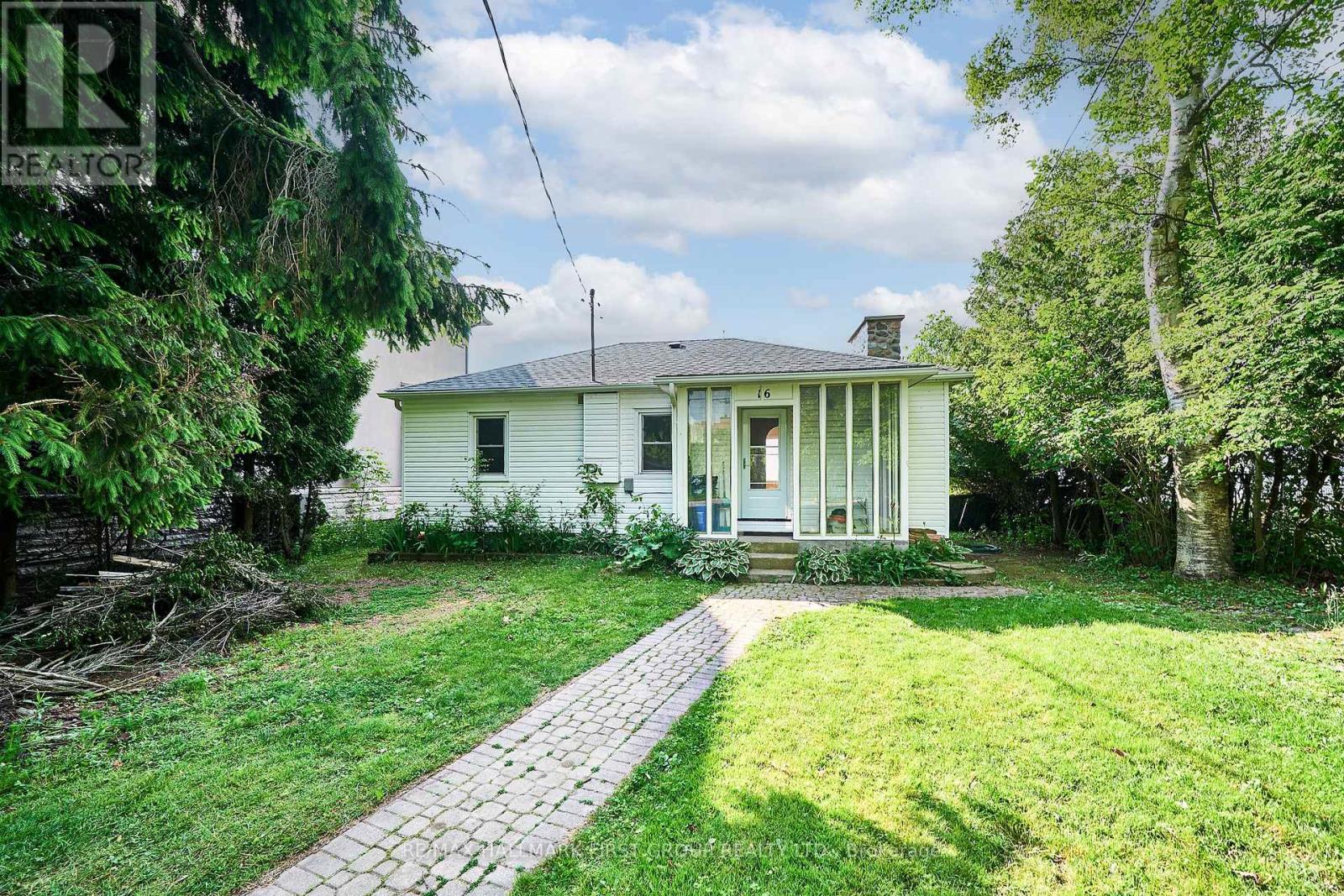 16 Ontoro Boulevard, Ajax, Ontario  L1Z 1X6 - Photo 4 - E12500638