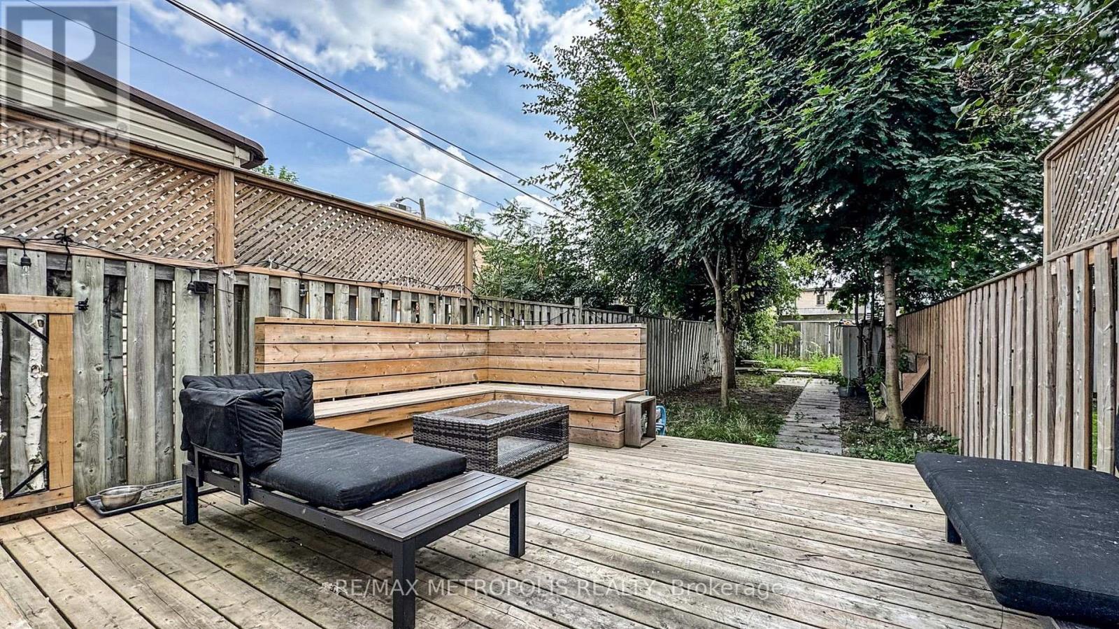 179 Coleman Avenue, Toronto, Ontario  M4C 1P9 - Photo 12 - E12500648