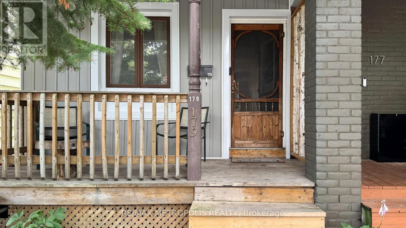 179 Coleman Avenue, Toronto, Ontario  M4C 1P9 - Photo 2 - E12500648