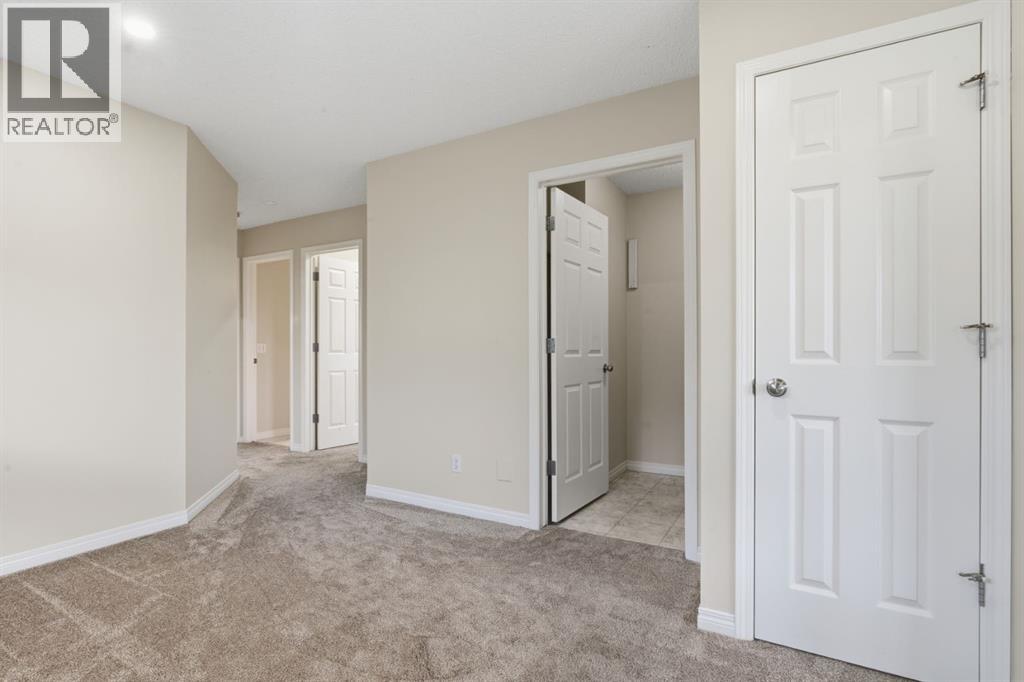 64 Cougarstone Square Sw, Calgary, Alberta  T3H 5J4 - Photo 21 - A2262348