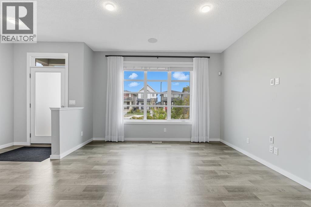 167 Highview Gate Se, Airdrie, Alberta  T4A 3L6 - Photo 7 - A2262364