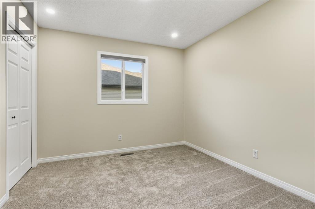 64 Cougarstone Square Sw, Calgary, Alberta  T3H 5J4 - Photo 33 - A2262348