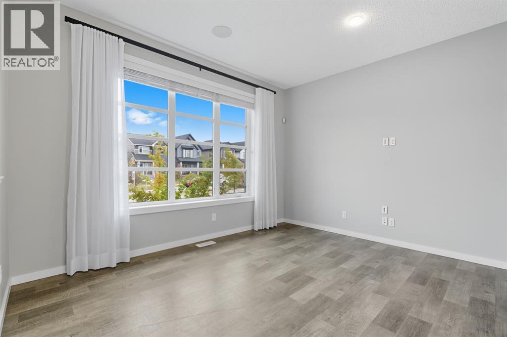 167 Highview Gate Se, Airdrie, Alberta  T4A 3L6 - Photo 8 - A2262364