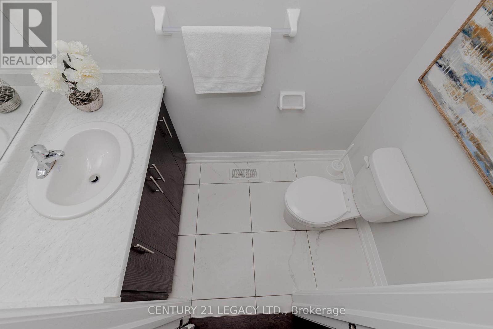 73 Brushwood Drive, Brampton, Ontario  L6Y 6J4 - Photo 18 - W12498524