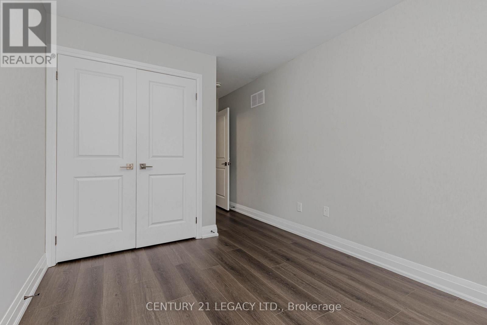 73 Brushwood Drive, Brampton, Ontario  L6Y 6J4 - Photo 33 - W12498524