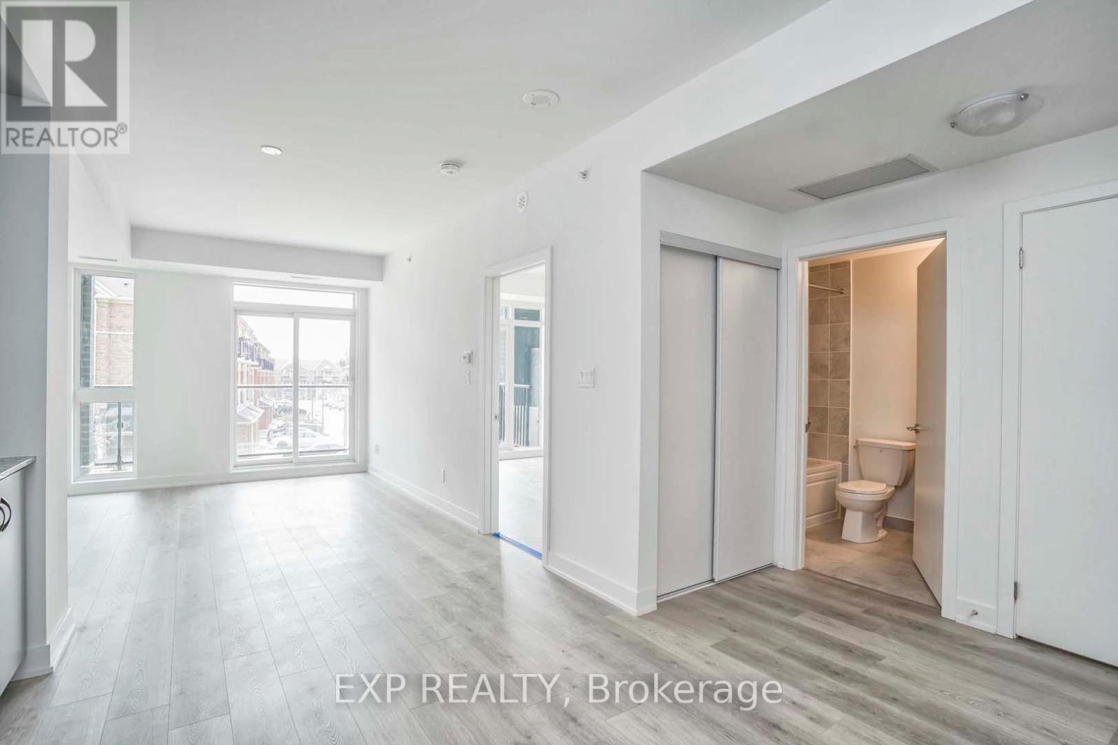 208 - 1 Climo Lane, Markham, Ontario  L6E 0V8 - Photo 7 - N12500620