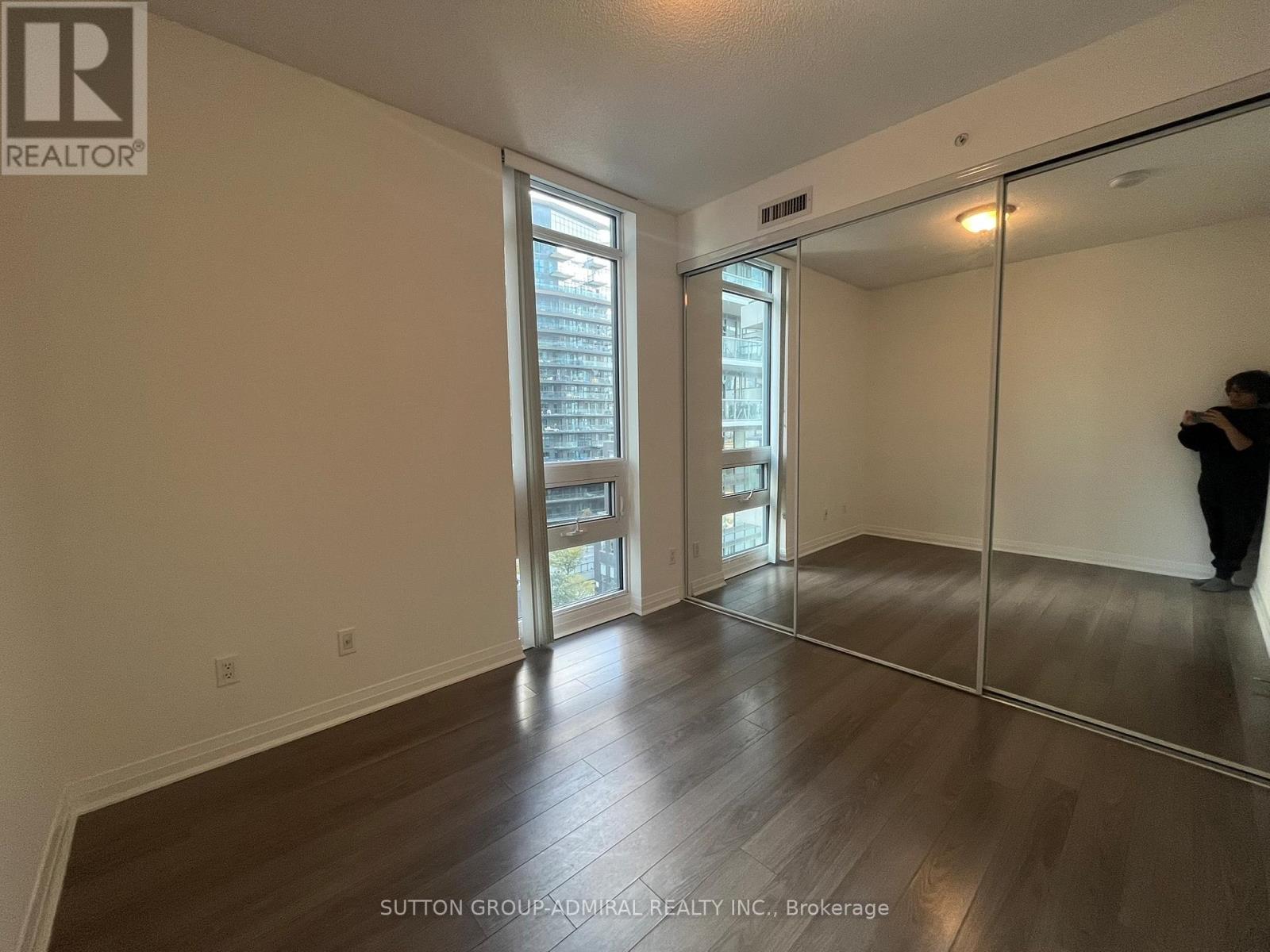 712 - 60 Annie Craig Drive, Toronto, Ontario  M8V 0C5 - Photo 12 - W12500562