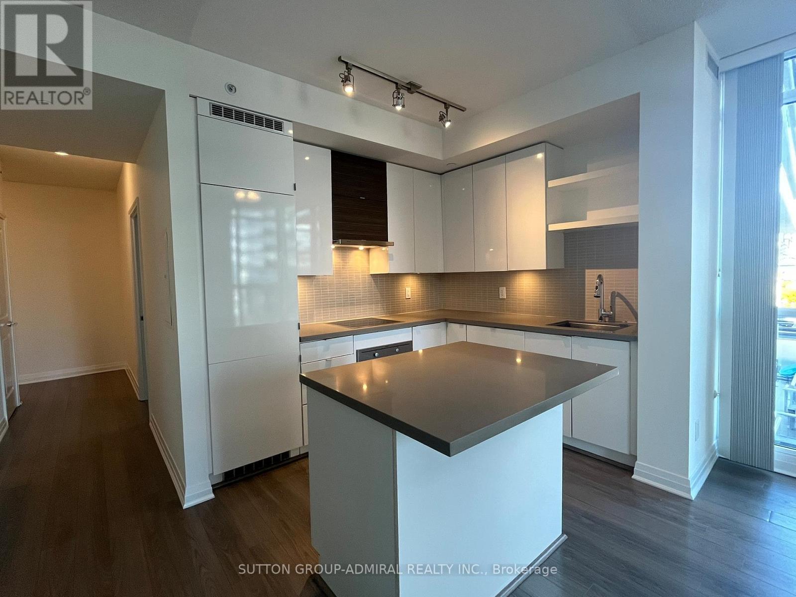 712 - 60 Annie Craig Drive, Toronto, Ontario  M8V 0C5 - Photo 6 - W12500562