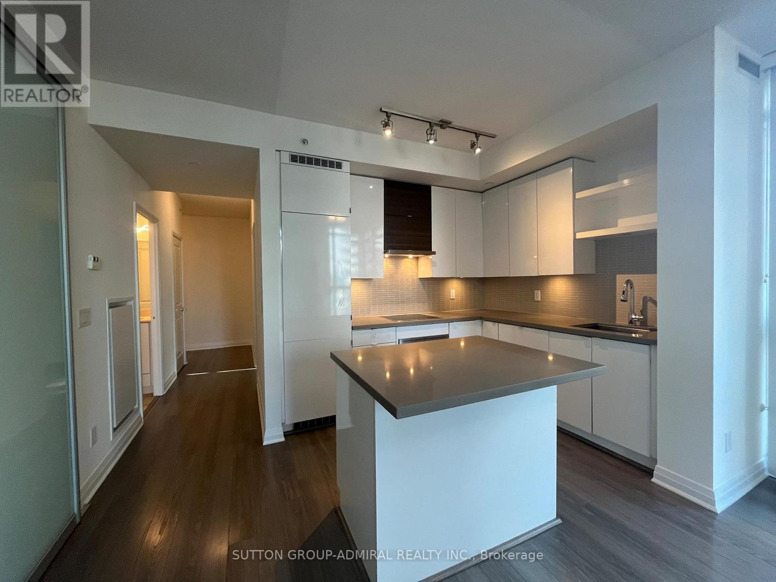 712 - 60 Annie Craig Drive, Toronto, Ontario  M8V 0C5 - Photo 9 - W12500562