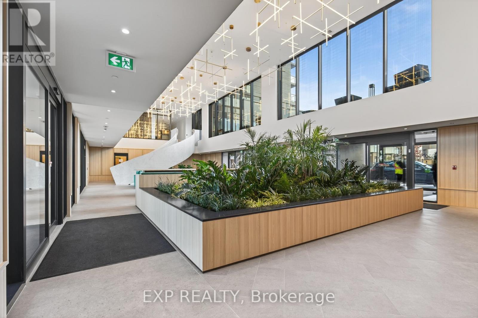 602 - 3071 Trafalgar Road, Oakville, Ontario  L6H 8C6 - Photo 6 - W12500566