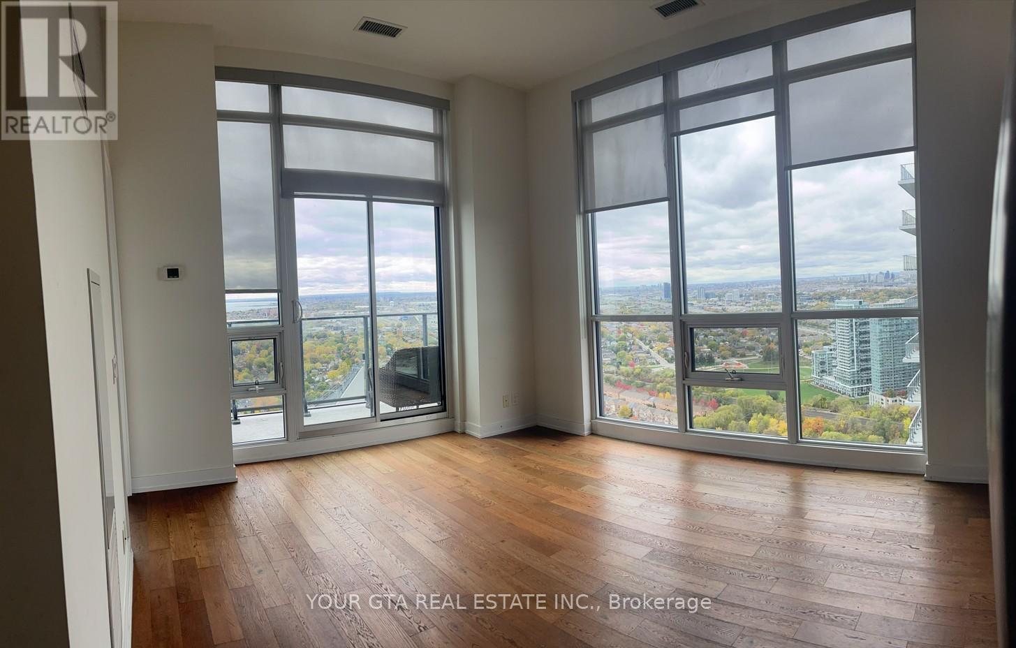 Ph05 - 2212 Lake Shore Blvd W Boulevard, Toronto, Ontario  M8V 0C2 - Photo 4 - W12500588